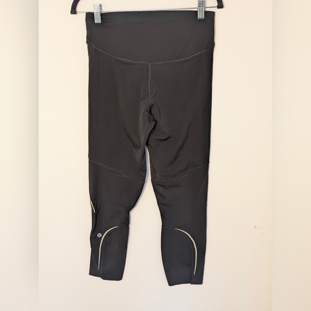 Lululemon Base Pace High Rise Tight 23" Reflective Black Size 8 Nulux Run EUC - Picture 5 of 12